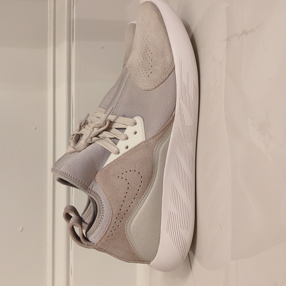 Nike Lunarcharge Premium LE 'Light Bone'